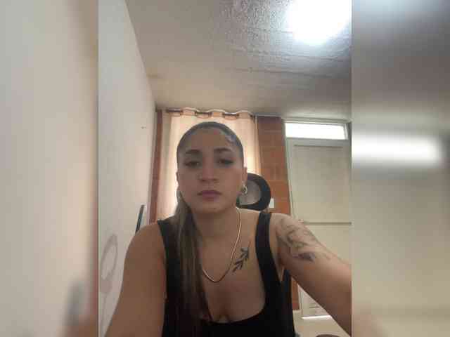 britt-grey webcam