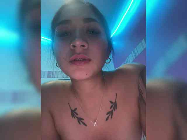 britt-grey britt-grey