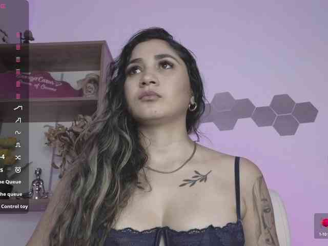 britt-grey webcam