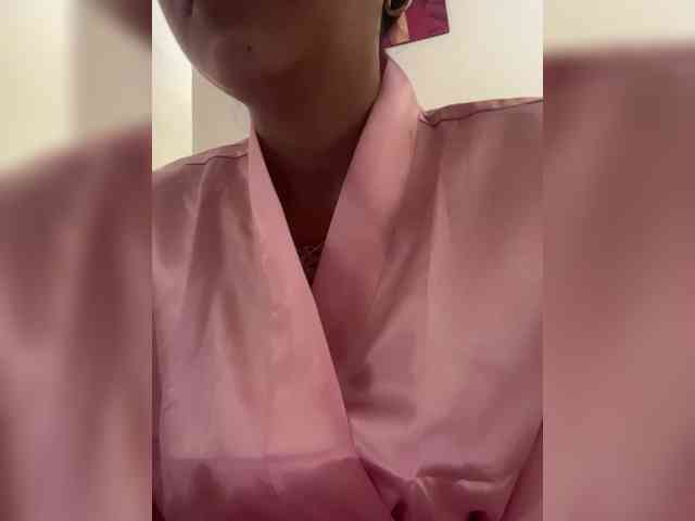 britt-grey webcam