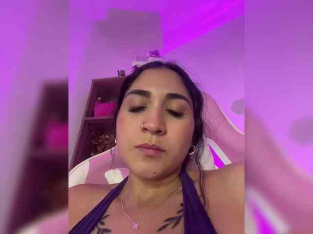 britt-grey webcam