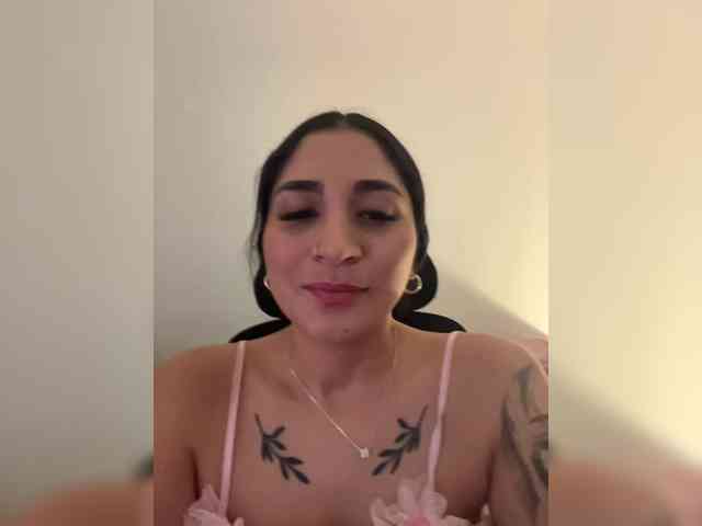 britt-grey webcam