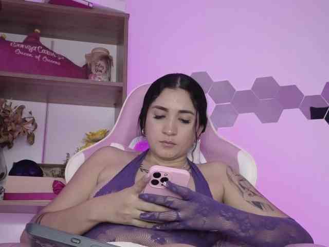 britt-grey webcam