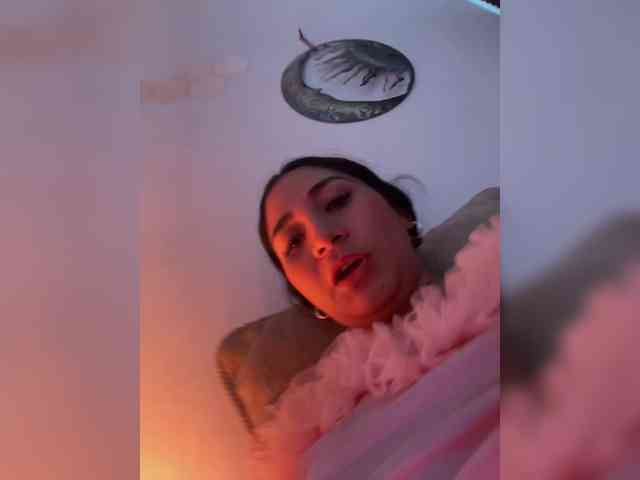 britt-grey webcam