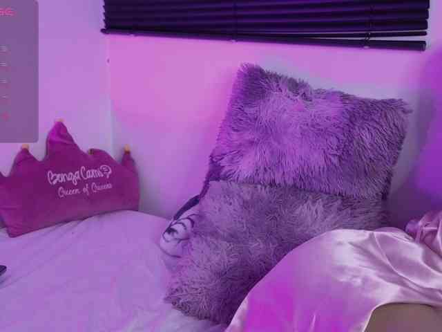 britt-grey webcam