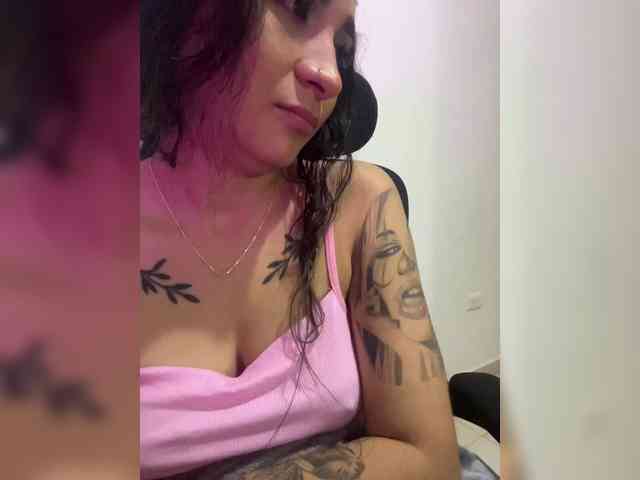 britt-grey webcam