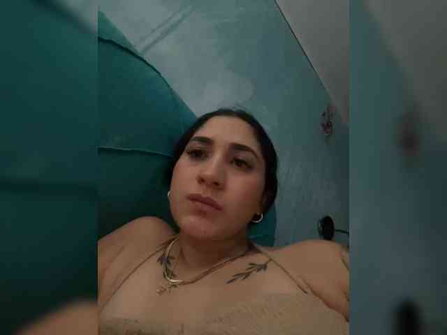 britt-grey webcam