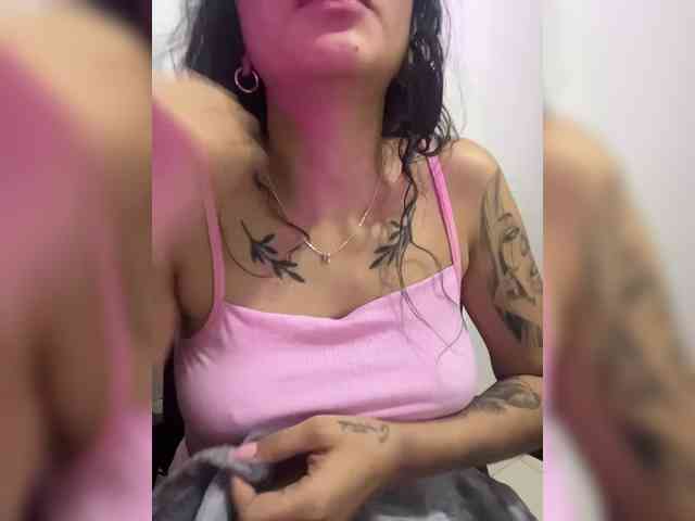britt-grey webcam