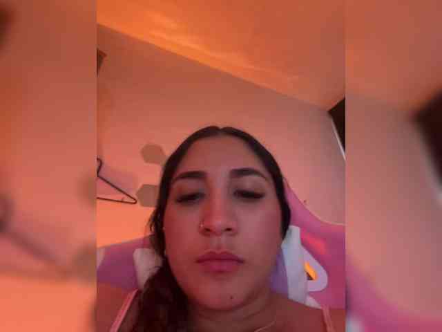 britt-grey webcam