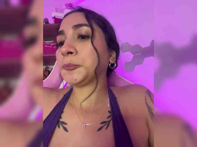 britt-grey webcam
