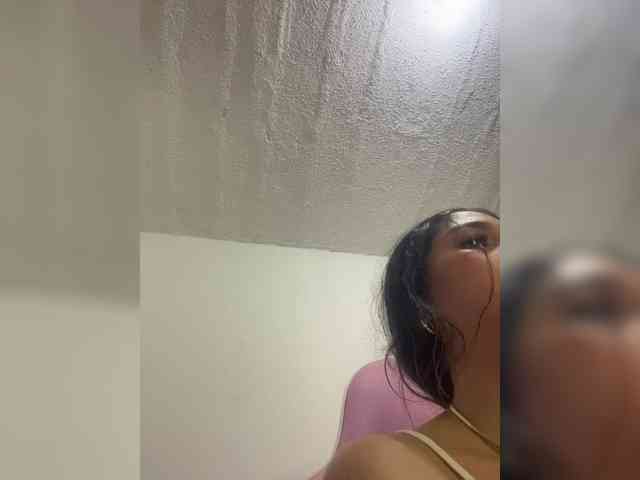 britt-grey webcam