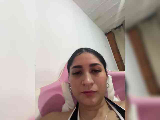 britt-grey webcam