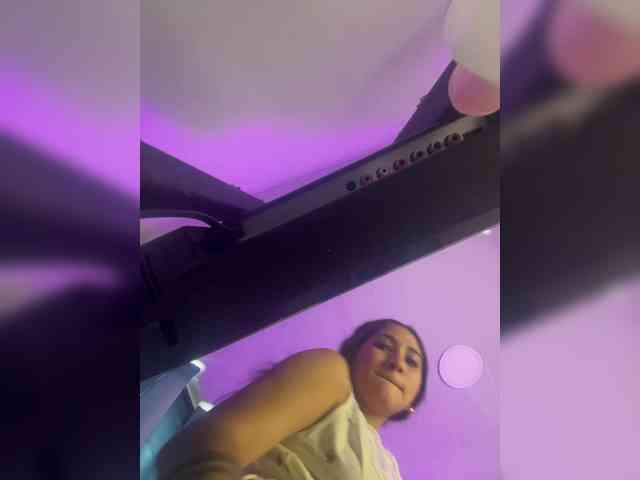 britt-grey webcam