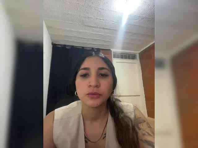 britt-grey webcam