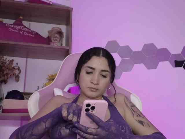 britt-grey webcam
