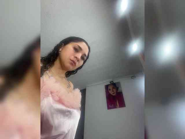britt-grey webcam