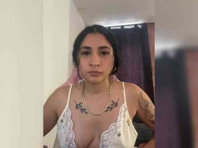 britt-grey webcam