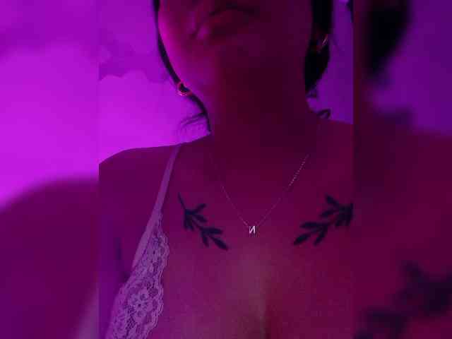 britt-grey webcam