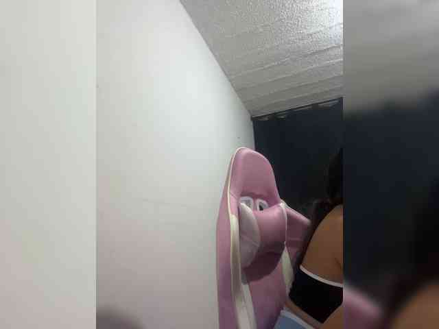britt-grey webcam