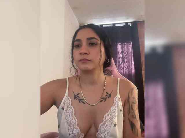 britt-grey webcam
