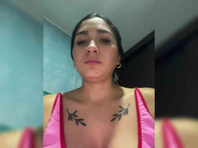 britt-grey webcam
