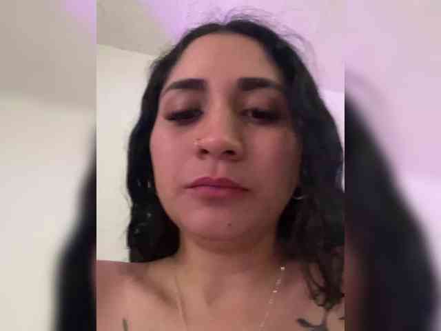 britt-grey webcam