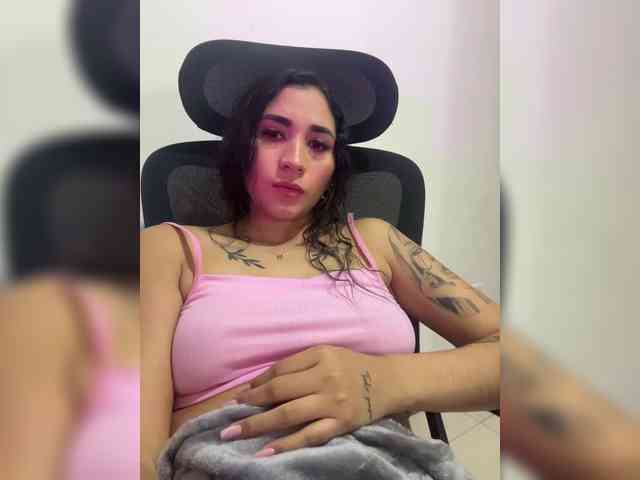 britt-grey webcam