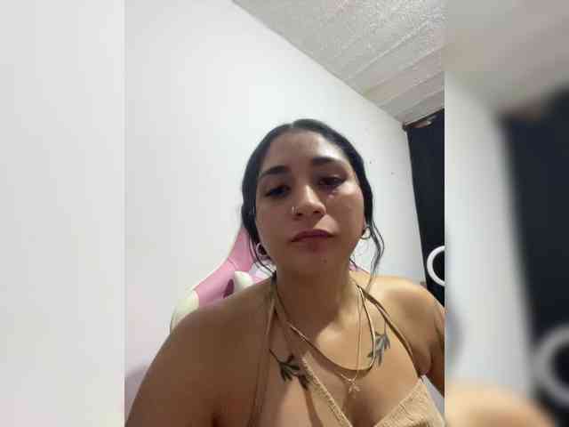 britt-grey webcam