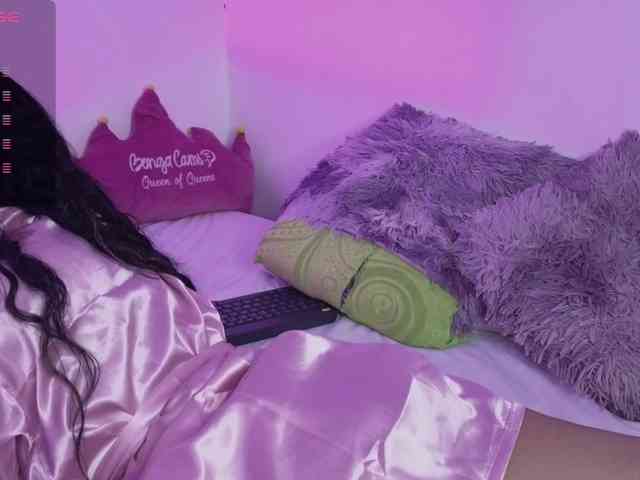 britt-grey webcam