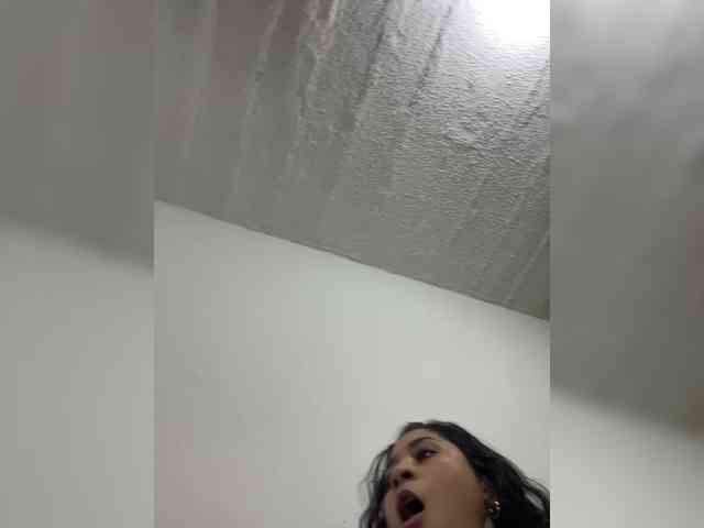 britt-grey webcam