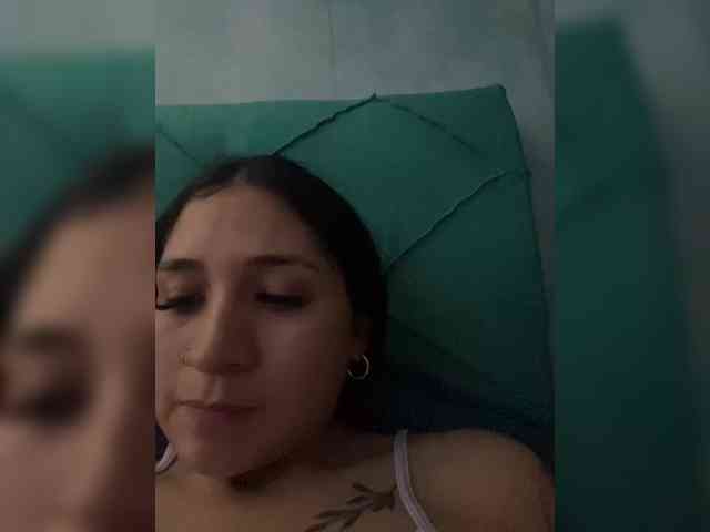 britt-grey webcam