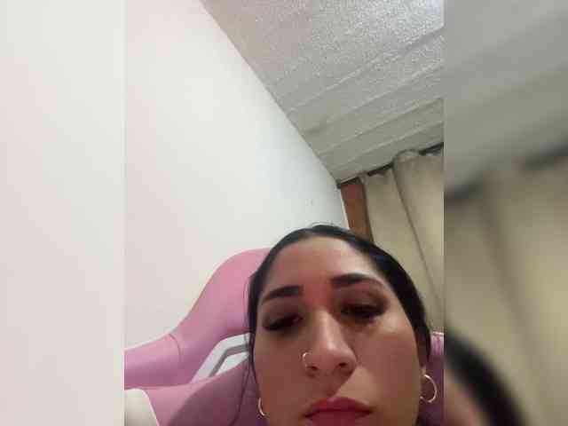 britt-grey webcam