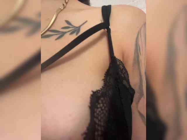 britt-grey britt-grey