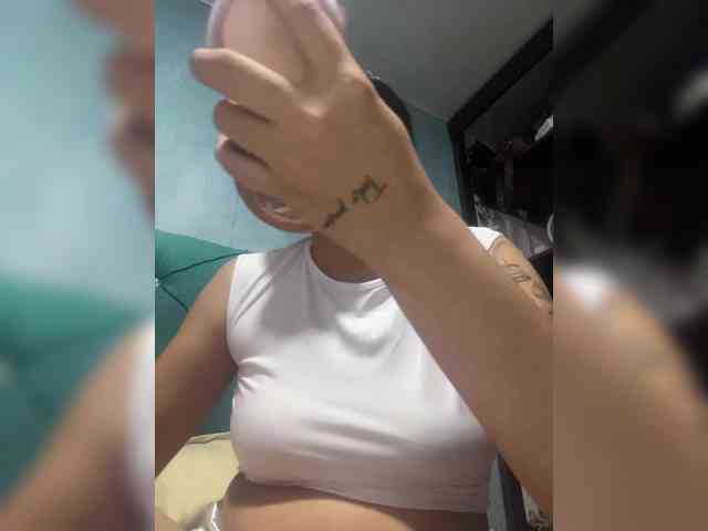 britt-grey Live Webcam on BongaCams