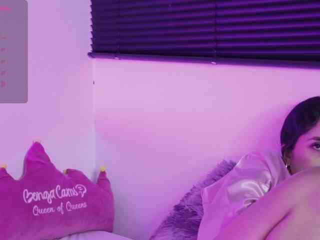 britt-grey webcam