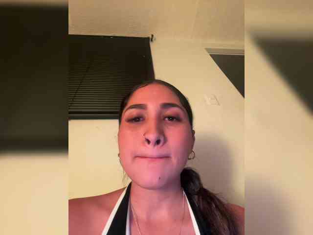 britt-grey webcam