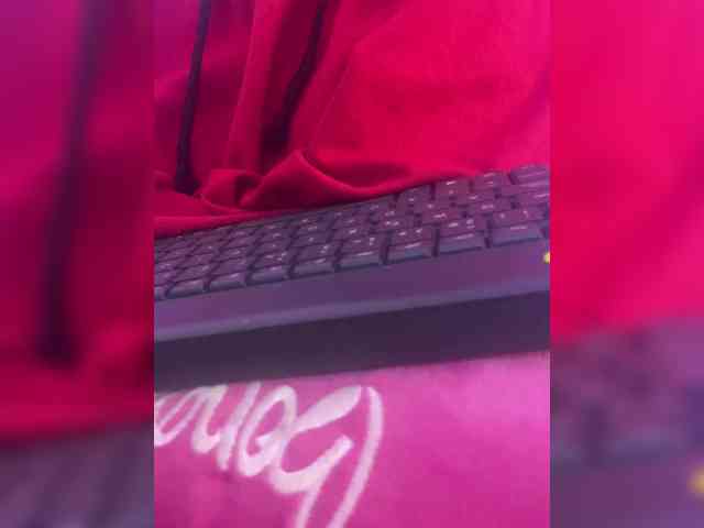 live nude web cam Britt-grey