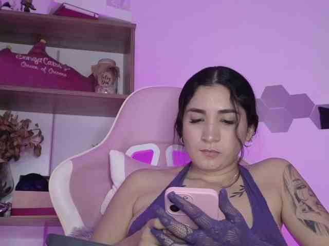 britt-grey webcam