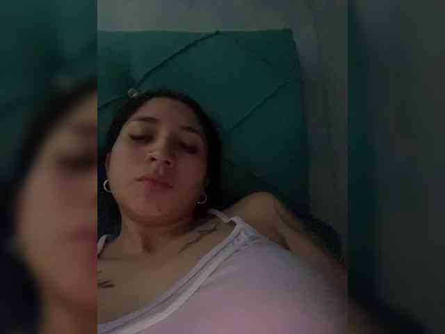 britt-grey webcam
