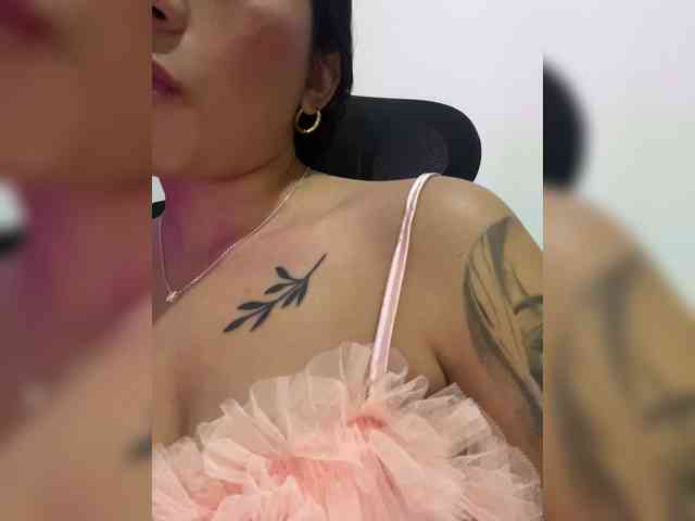 britt-grey webcam