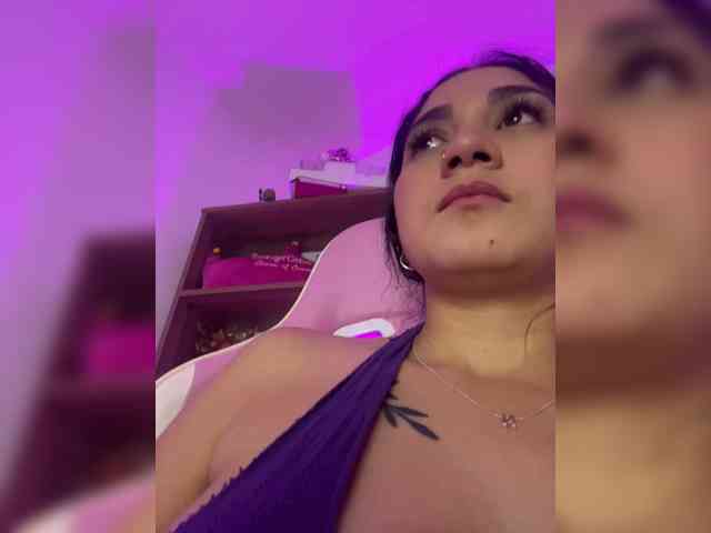 britt-grey webcam