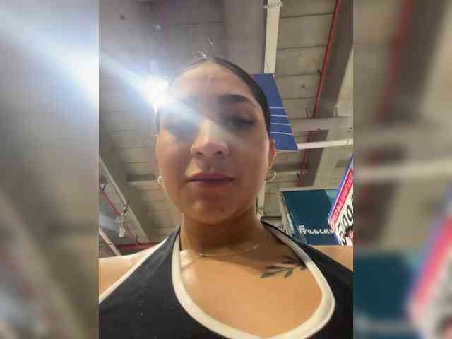 britt-grey webcam