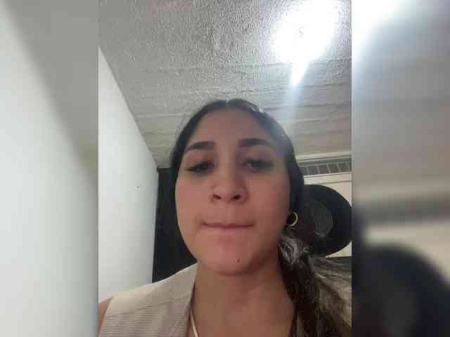 britt-grey webcam