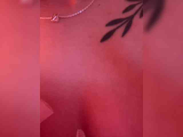 britt-grey webcam