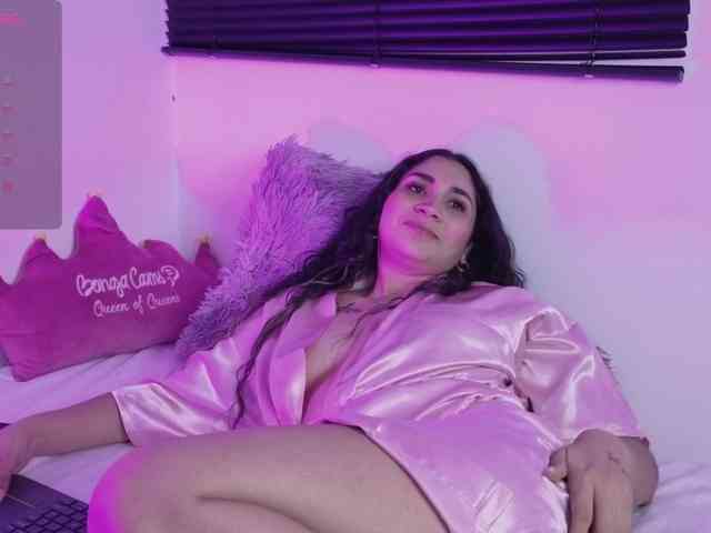 britt-grey webcam