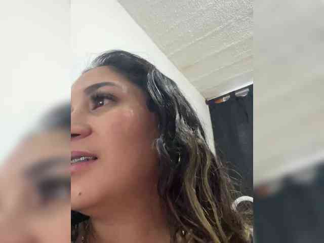 britt-grey webcam