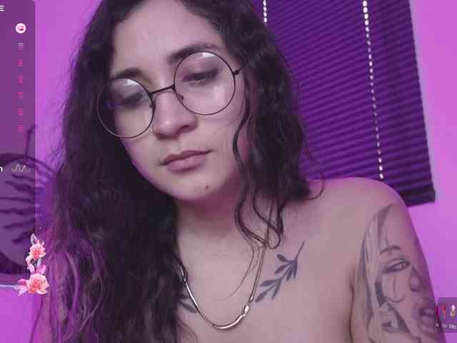 britt-grey webcam