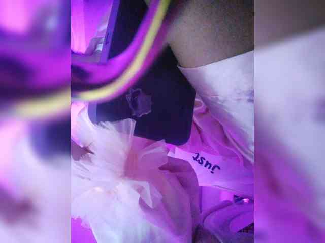 britt-grey britt-grey