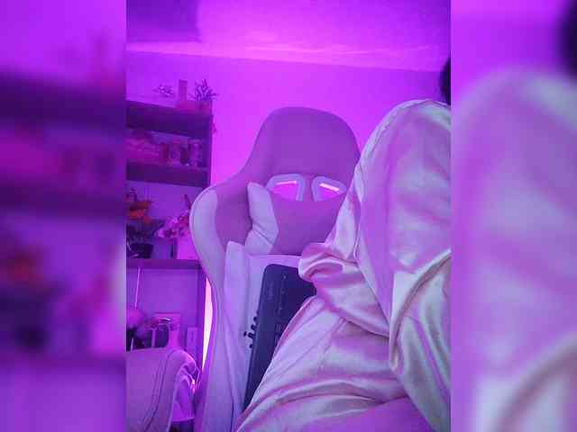 britt-grey britt-grey