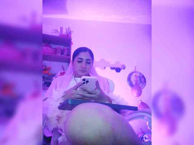 britt-grey britt-grey